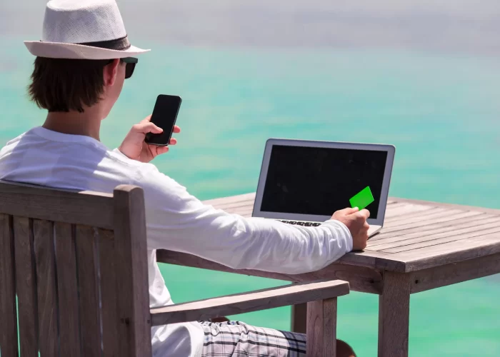 Les Français ont du mal à couper leur mobile professionnel pendant les vacances
